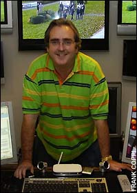 Harry Findlay at home